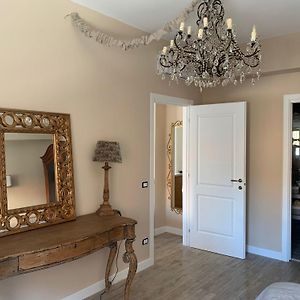 Central Luxury Rooms